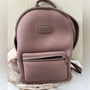 Dagne Dover Medium Backpack Pink